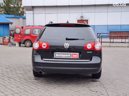 Volkswagen Passat 2010 черный - фото 4