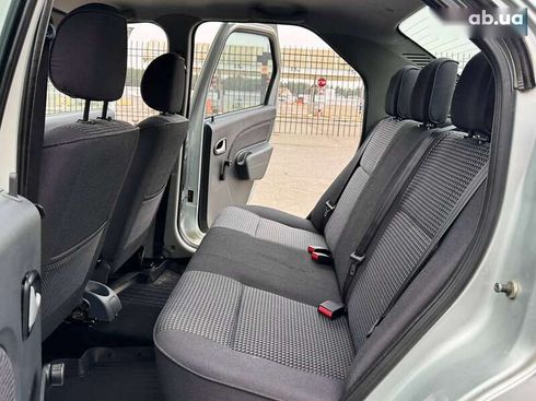Dacia Logan 2007 - фото 23
