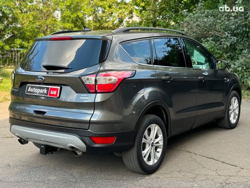 Ford Escape 2018 серый - фото 8