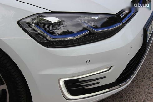 Volkswagen e-Golf 2019 - фото 11