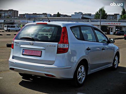 Hyundai i30 2011 - фото 3