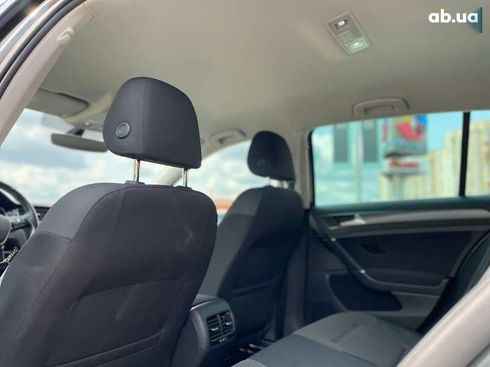 Volkswagen e-Golf 2019 - фото 21