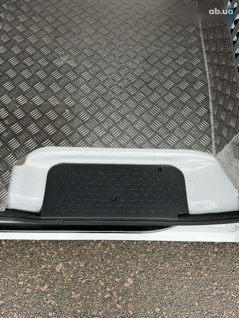 Renault Trafic 2021 - фото 19