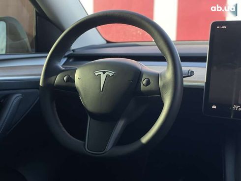 Tesla Model Y 2023 - фото 15