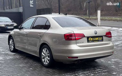 Volkswagen Jetta 2015 - фото 4