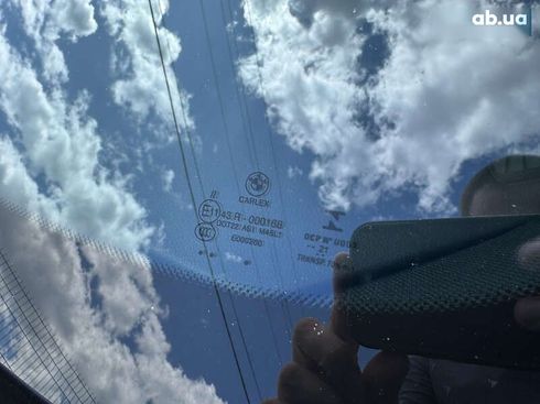 BMW 5 серия 2018 - фото 15