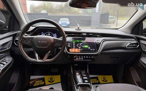 Chevrolet Bolt 2023 - фото 18