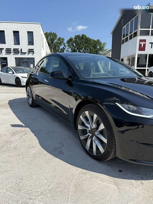 Tesla Model 3 2024 - фото 10
