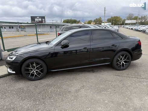 Audi A4 2020 - фото 23