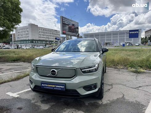 Volvo XC40 2021 - фото 2