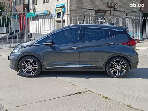 Chevrolet Bolt 2018 серый - фото 3