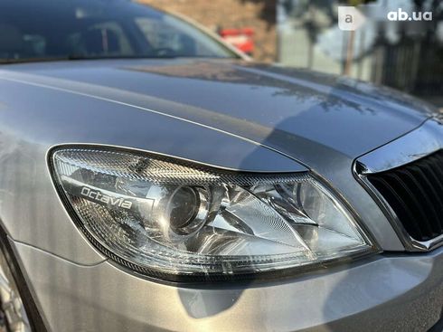 Skoda Octavia 2011 - фото 11