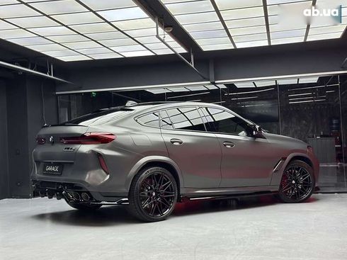 BMW X6 M 2022 - фото 18