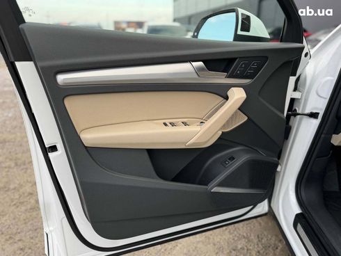 Audi Q5 2018 белый - фото 35