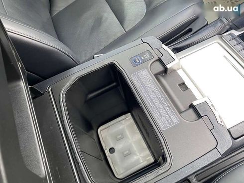 Toyota Land Cruiser 2018 - фото 19