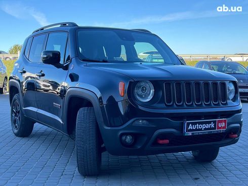 Jeep Renegade 2017 черный - фото 12
