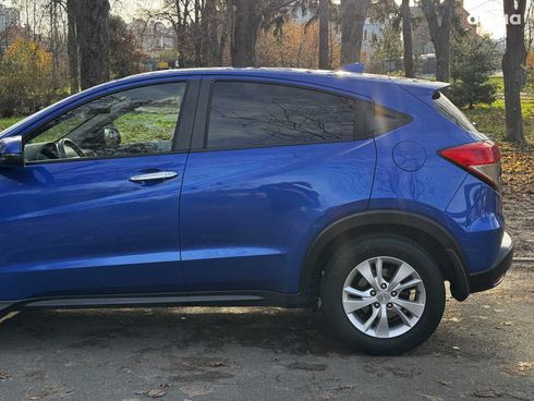 Honda HR-V 2018 синий - фото 10
