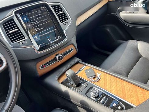 Volvo XC90 2021 - фото 24