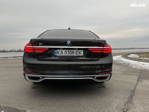 BMW 7 серия 2017 - фото 4
