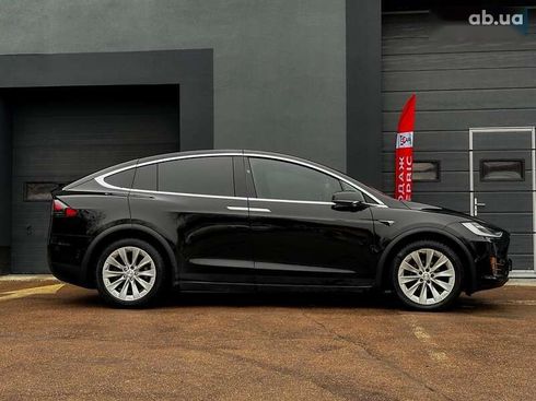 Tesla Model X 2019 - фото 10