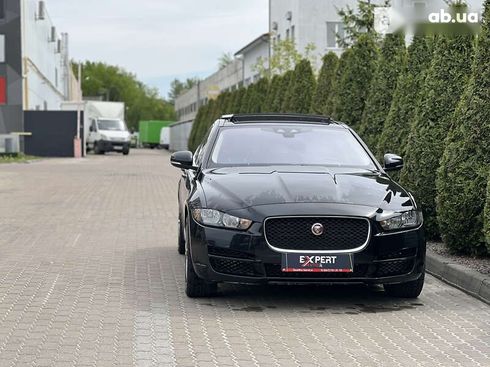 Jaguar XE 2018 - фото 3