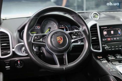 Porsche Cayenne 2016 - фото 16