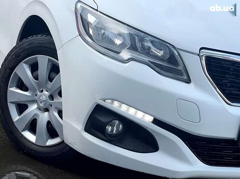 Peugeot 301 2017 - фото 7