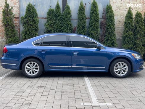 Volkswagen passat b8 2017 синий - фото 19