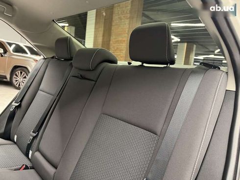 Toyota Corolla 2017 - фото 26