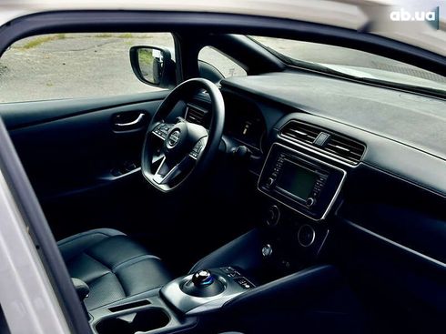 Nissan Leaf 2019 - фото 2