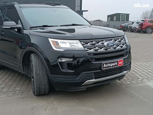 Ford Explorer 2018 черный - фото 77