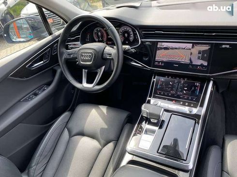 Audi Q7 2021 - фото 11