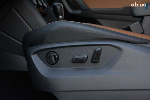 Volkswagen Tiguan 2019 - фото 16