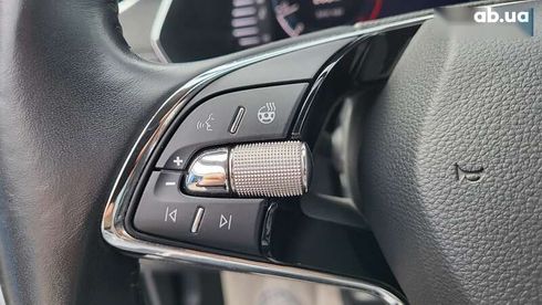 Skoda Octavia 2021 - фото 8