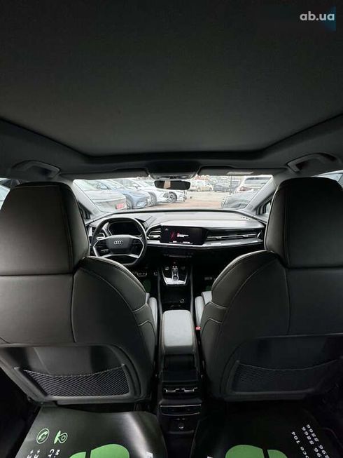Audi Q4 e-tron 2023 - фото 25