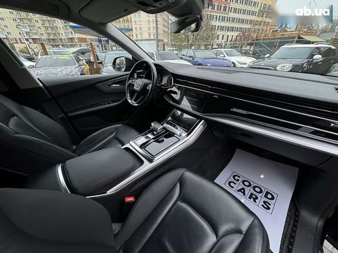 Audi Q8 2019 - фото 17