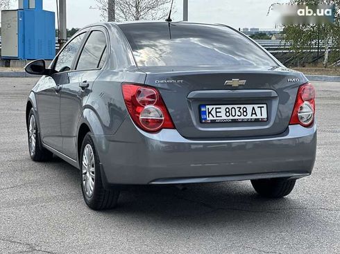 Chevrolet Aveo 2014 - фото 23