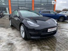 Продаж вживаних Tesla Model 3 у Львові - купити на Автобазарі