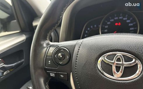 Toyota RAV4 2014 - фото 12