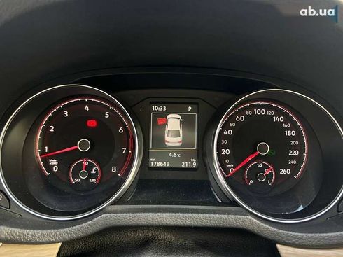 Volkswagen Passat 2017 - фото 16