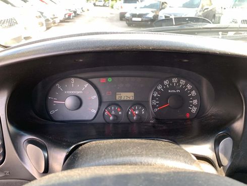 Hyundai H 1 2006 серый - фото 26
