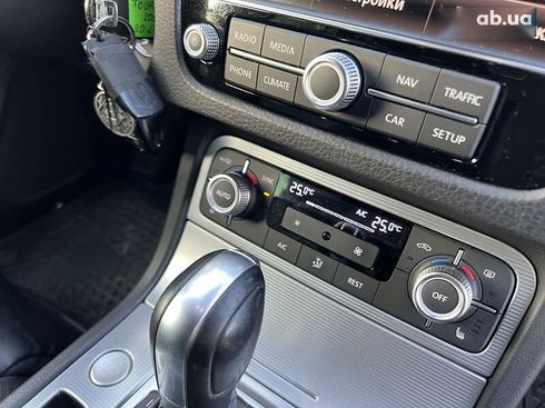 Volkswagen Touareg 2017 - фото 18