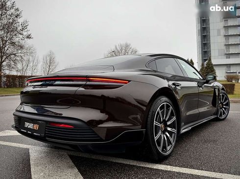 Porsche Taycan 2021 - фото 23