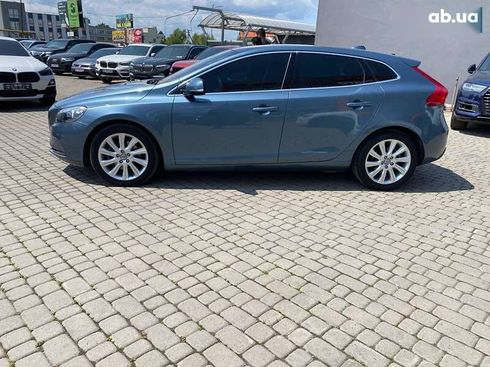 Volvo V40 2013 - фото 4