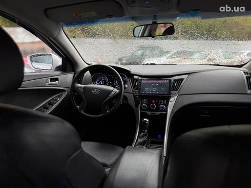 Hyundai Sonata 2015 белый - фото 29