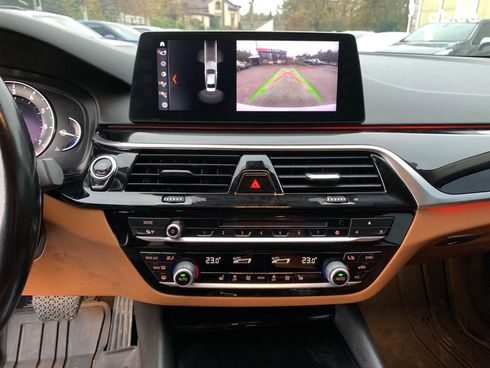 BMW 5 серия 2017 белый - фото 28