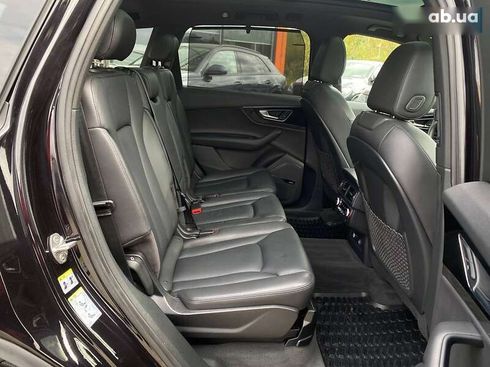 Audi Q7 2018 - фото 30