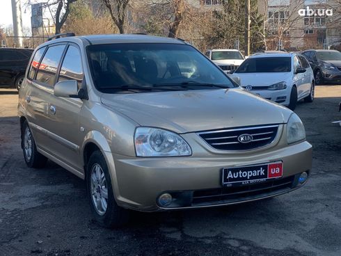 Kia Carens 2003 бежевый - фото 3