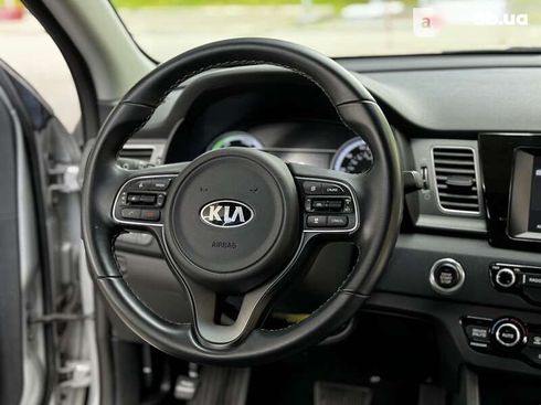 Kia Niro 2018 - фото 21