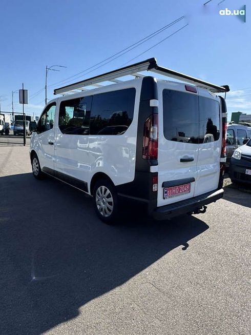 Renault Trafic 2018 - фото 6